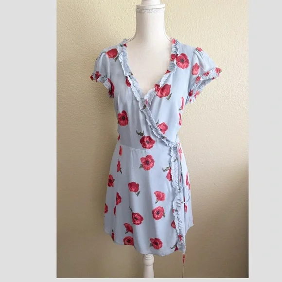 Reformation Garnet Wrap Floral Print Mini Dress Size: Large - Picture 3 of 9